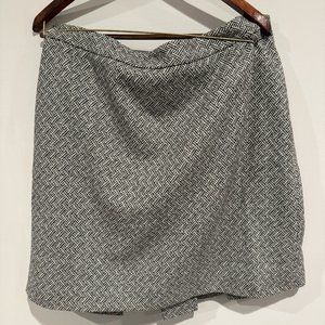 Loft black and white tweed skirt - size 16